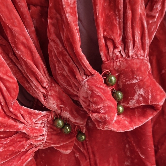 Free People Coral/Pink/Red Crushed Velvet Romper Size 10 - Picture 7 of 16